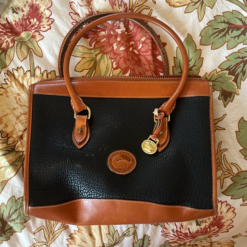 Dooney & Bourke vintage AWL shoulder satchel in black and tan